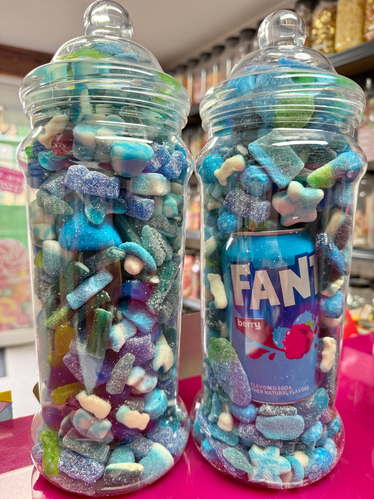 Fanta Berry Can with 1.5KG Sweet Jar