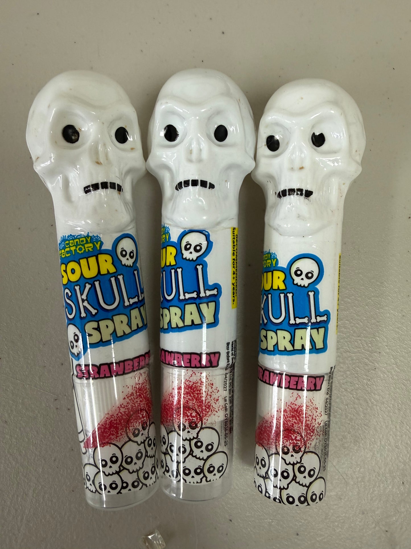 Strawberry Skull Spray
