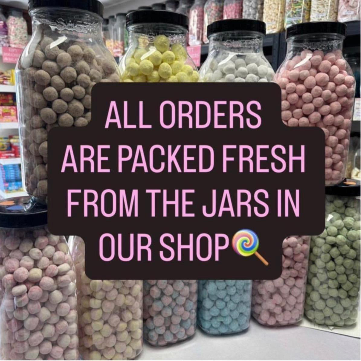 Soft Gummy Pink and Blue Bubblegum Pigs
